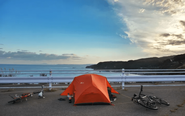 Four key points to consider for camping and leisure activities - Croc Lights®