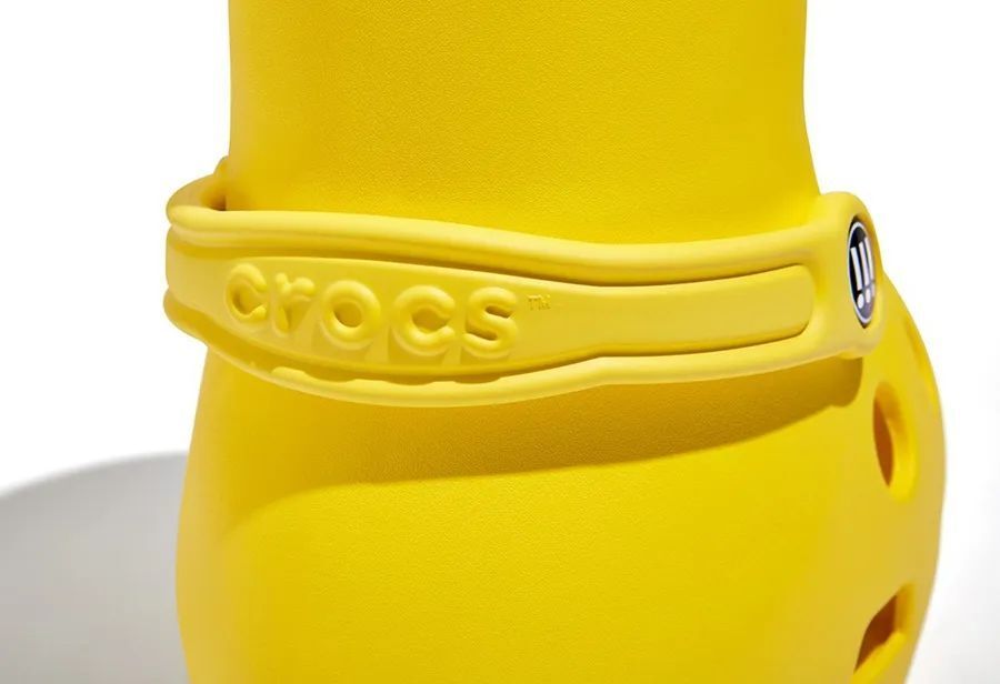 Prices in the thousands and they still raise the price! MSCHF's "crocs Shoes" are crazy! - Croc Lights®