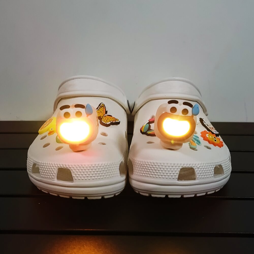 Awkward Big Mouth Monster Shoe lights - Eye-friendly - 4 Colors(2 pack)